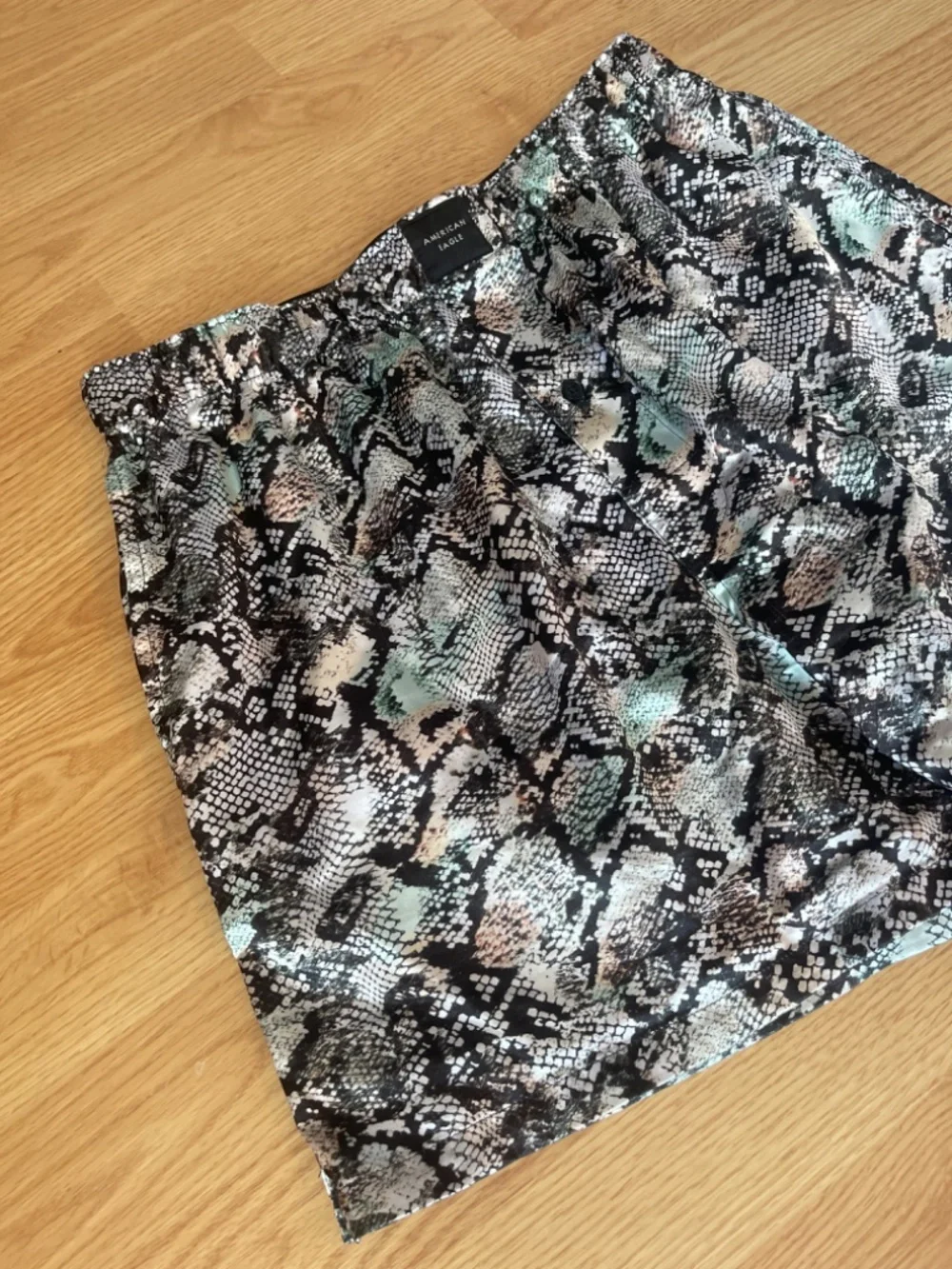 American Eagle Snake Skin Satin Pocket Boxer Short Size Medium